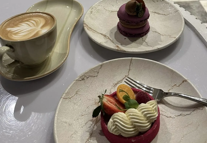 Почему фруктоза опаснее глюкозы, и кому именно её рискованно есть?