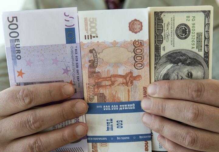 У заместителя губернатора Краснодарского края Андрея Коробки и его семьи заберут имущество. Что сделал чиновник и кто ему помогал?