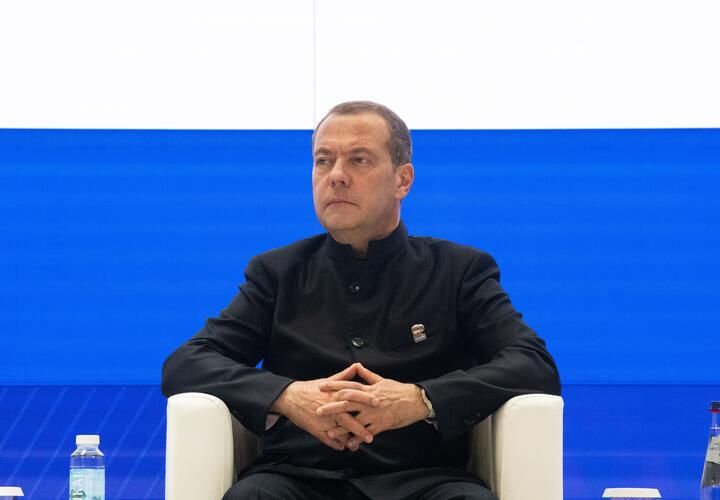 Политик заявил, что Киеву нужны массовые прилёты по своим же структурам
