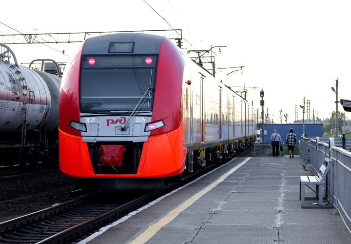 Электропоезд 