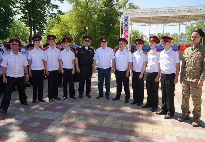 Кубань чтит традиции казачества: в Анапе встретили участников конного перехода