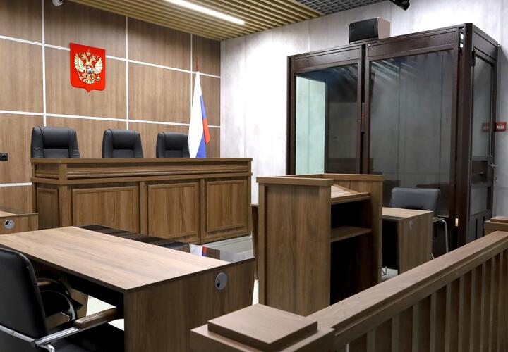 В Краснодаре будут судить троих мужчин за разбойные нападения 