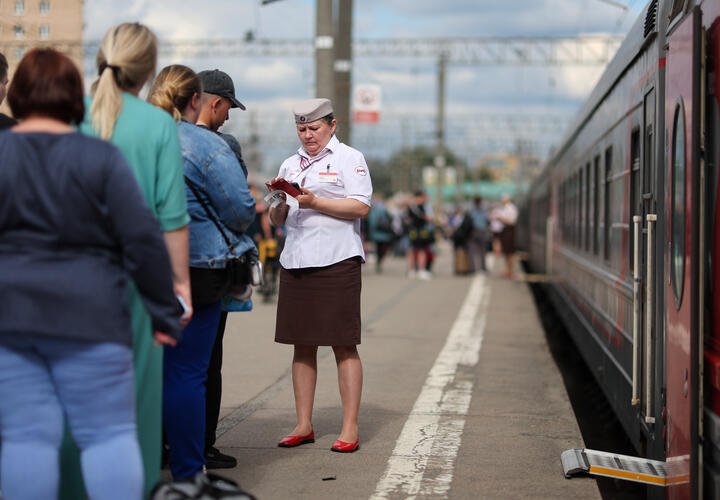 «В Крыму жить невозможно»: люди переезжают с полуострова на Кубань, устав от проблем с бензином и электричеством