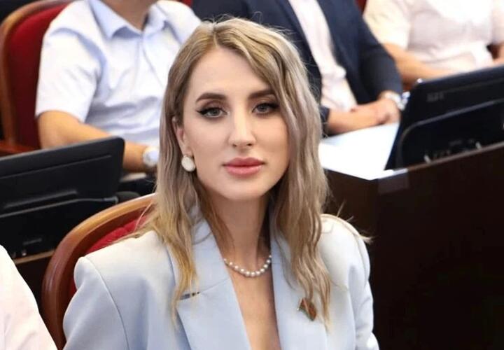 30 июля вопрос о досрочном прекращении полномочий Яны Уваровой будет рассмотрен на сессии Совета МО Отрадненский район
