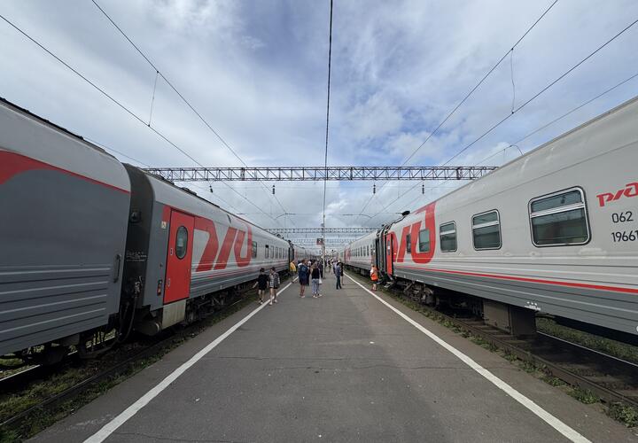 Состав отправится из Москвы и пройдет через несколько городов юга России