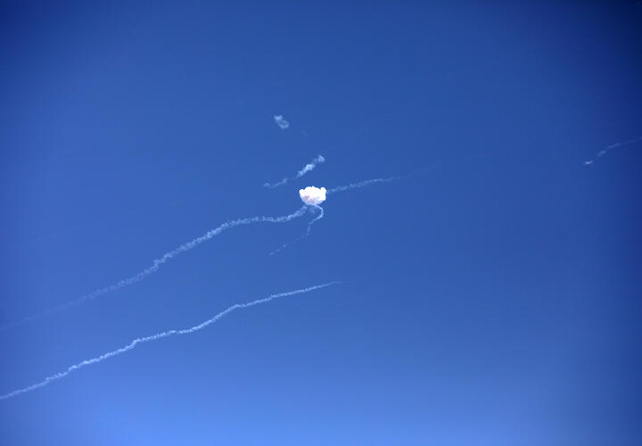 Российские военные нанесли много ударов по целям в Киеве, Англия забрала бронзу чемпионата мира: что произошло, пока вы спали