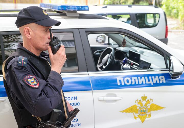 В Армавире пьяная мать гуляла с голым малышом. Ребенка забрала полиция