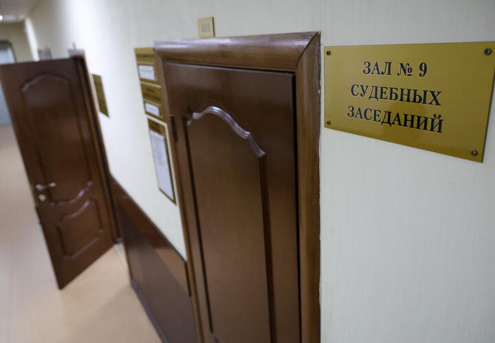 Замначальника полиции  по фамилии Яхутль взял миллион долларов за закрытие уголовного дела. Теперь у него забирают дом в Краснодаре