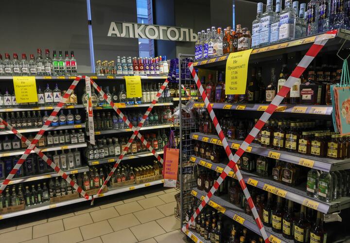 Зависимость: истории пяти российских знаменитостей, бросивших пить алкоголь 