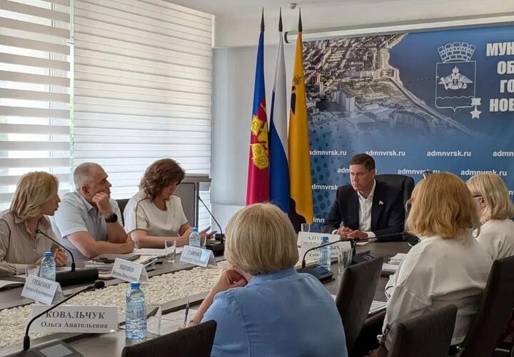 Горожане собрались, чтобы обсудить острые проблемы