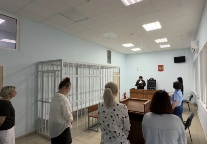 Жительницу Тихорецка заставляют отдать своего ребёнка в школу, мальчику идёт 8-й год 
