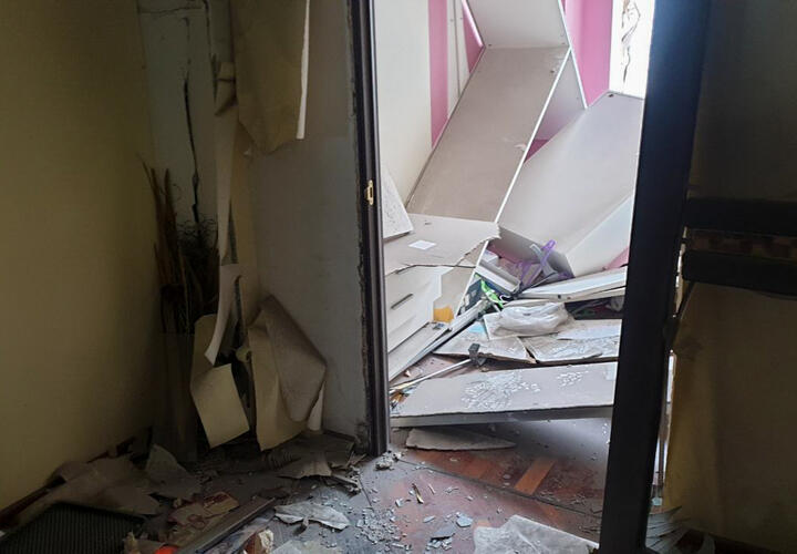 Пять мобильных групп обходят дворы и фиксируют повреждения