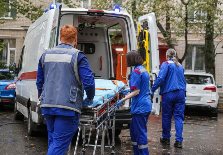 Врио губернатора сообщил об ударах по легковым автомобилям и заправке