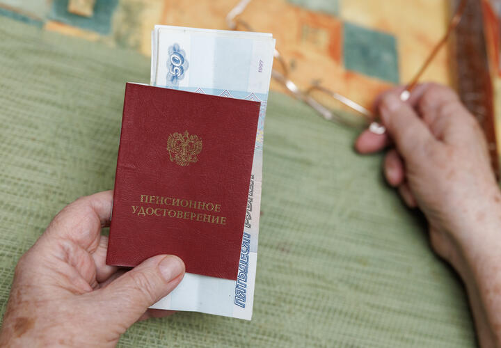Начинать откладывать лучше заранее, чтобы к старости иметь несколько источников дохода