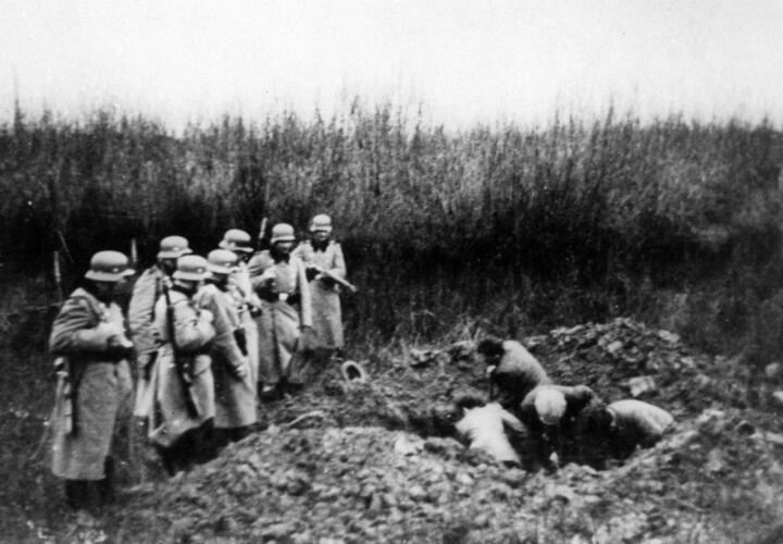 Среди жертв - 214 воспитанников Ейского детского дома