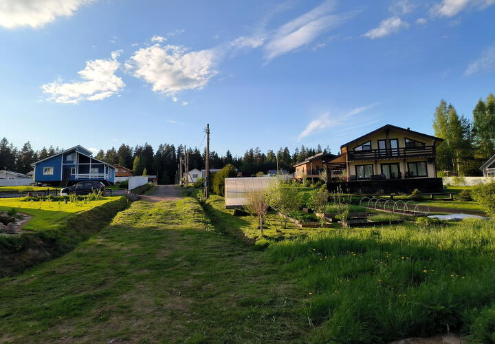 В Армавире городская власть потребовала снести постройку на участке, принадлежащем многодетной семье