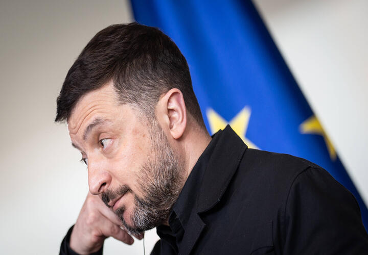 Зеленский лично приехал на перезахоронение одного из главарей украинских нацистов Коновальца