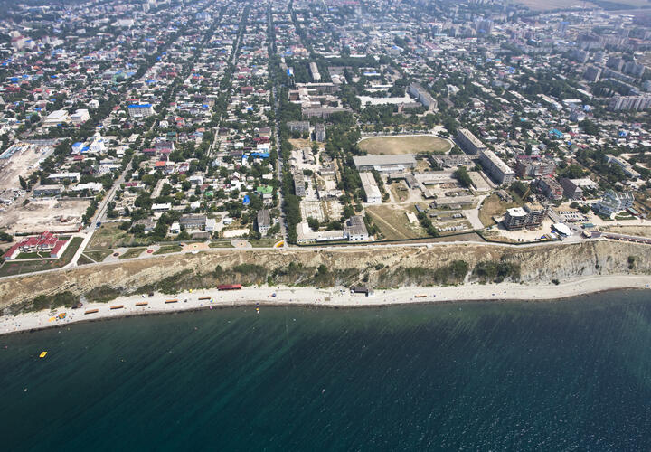 Мероприятие проходит в палаточном городке на побережье курортного поселка Сукко