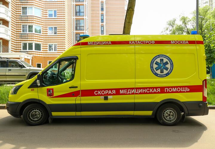 Массовая атака вражеских БПЛА на Белгородскую область: погибла женщина, повреждены частные дома и предприятие 
