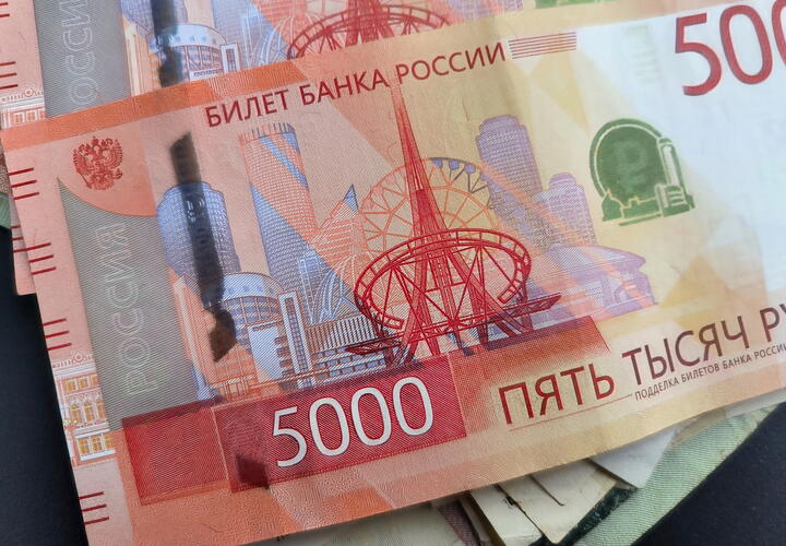Женщина не выплачивала деньги сыну даже после административного наказания