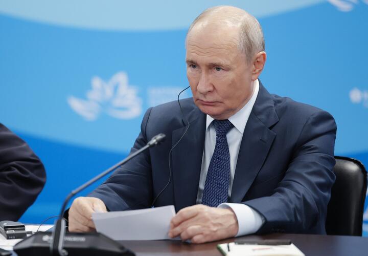 Пауза связана с предстоящей встречей президента России с американскими переговорщиками