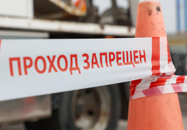 На нефтебазе продолжается тушение пожара