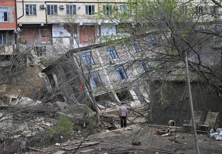 Количество убитых после налёта БПЛА на Московскую область выросло до двух человек. Под завалами разрушенного дома нашли тело дедушки
