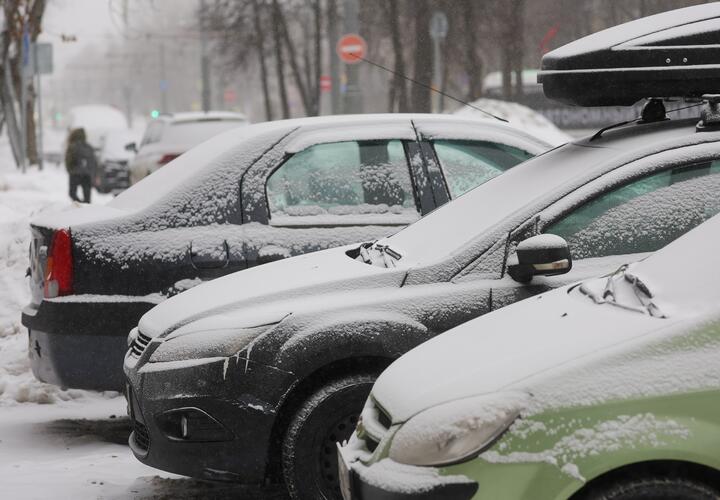 Особое внимание стоит уделить кузову, жидкостям, аккумулятору, шинам и салону