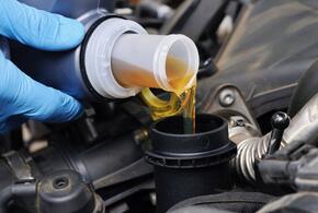 Специалисты рассказали, почему весной автомобилистам надо сменить масло