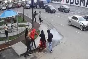 В Краснодаре арестовали подростка, который ударил женщину битой