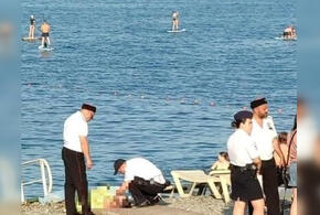 На пляже в Новороссийске внезапно умер мужчина