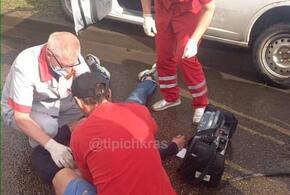 В Краснодаре четыре подростка врезались в столб на угнанной машине