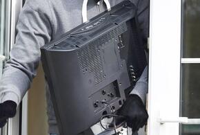 В Сочи мужчина украл со стройки десять телевизоров 