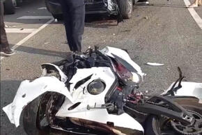В Сочи при лобовом столкновении пострадал мотоциклист