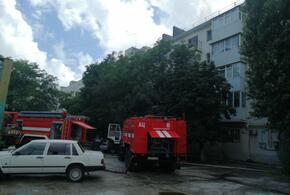 В Новороссийске эвакуируют жителей многоэтажки из-за пожара ВИДЕО