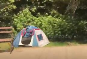 В Сочи водитель фуры жил в палатке после ДТП ВИДЕО