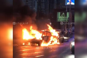 Стали известны подробности аварии в Краснодаре, где сгорели два авто