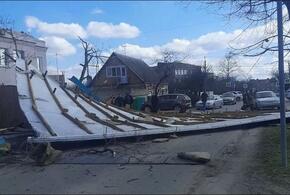 На Кубани ветер сорвал крышу с жилого дома