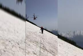 В Сочи трое туристов сорвались со склона горы ВИДЕО