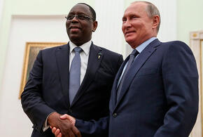 Владимир Путин прилетел в Сочи на переговоры с президентом Сенегала