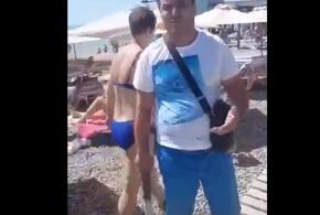 Охранники, избившие туриста на пляже «Фрегат», работали незаконно
