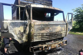 Под Краснодаром заживо сгорел в кабине водитель «КамАЗа»