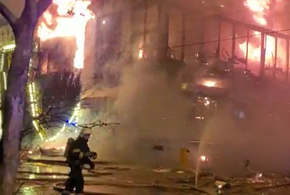 В центре Краснодара горит ресторан в здании отеля