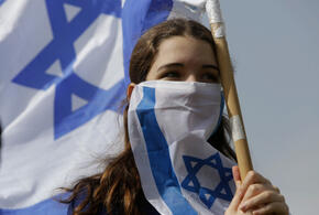 Против нового правительства Израиля вышли на протесты 80 тысяч человек