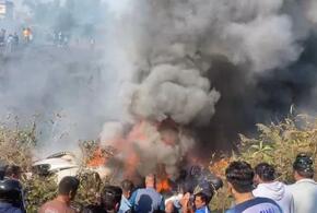 В Непале при крушении самолета погибли 72 человека, включая 4 россиян