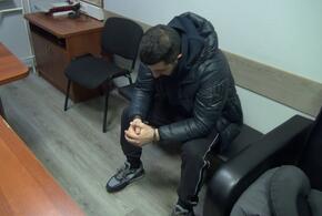 Житель Краснодара напал на женщину с пистолетом и ограбил ее на 5 млн рублей