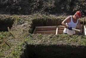 На случай войны с Россией в Швеции уже копают могилы