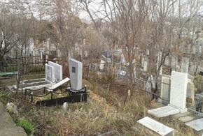В Лабинске закроют действующее кладбище