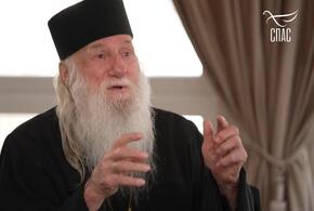 Это вызов всему православному миру: глава церкви Абхазии высказался о событиях в Киево-Печерской лавре