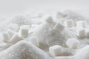 Стало известно, сколько сахара можно съедать в день 
